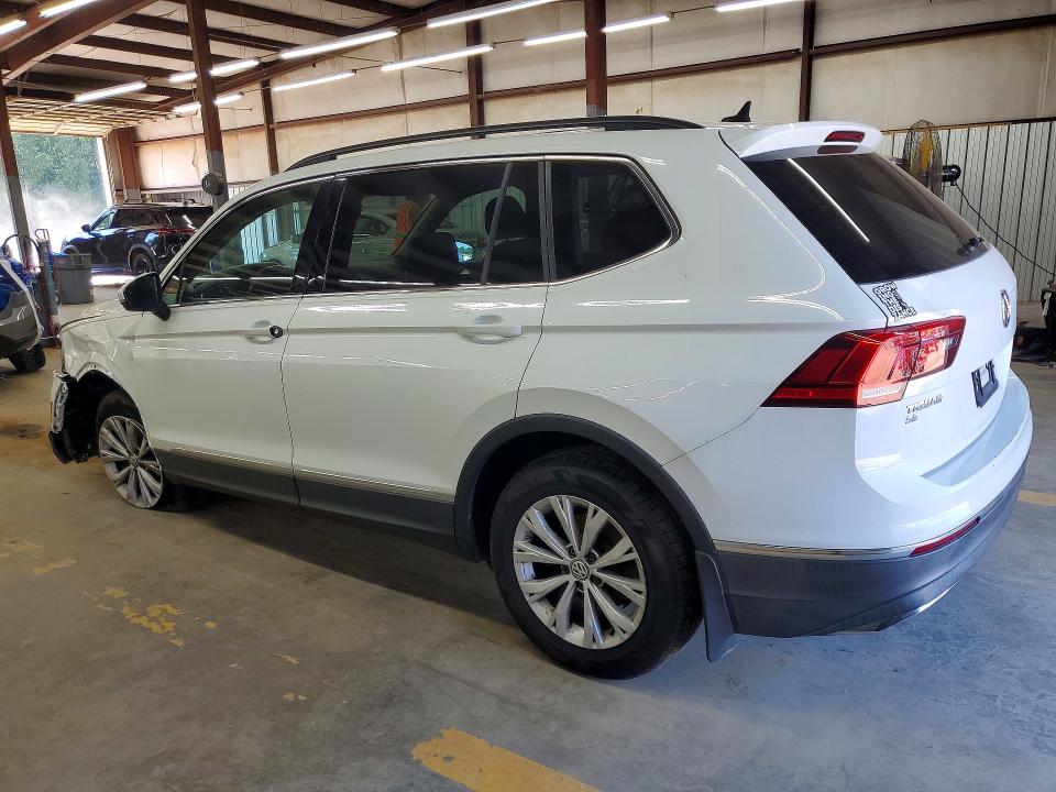 Продаж на аукціоні авто 2018 Volkswagen Tiguan, vin: 3VV2B7AX8JM185907, номер лоту: 67533326