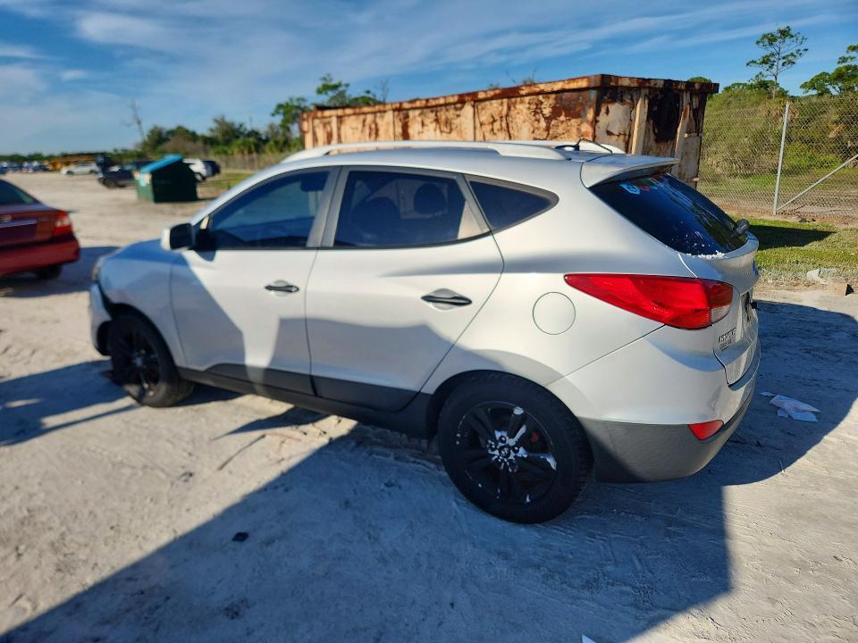 70775316 :رقم المزاد ، KM8JU3AC0BU263180 vin ، 2011 Hyundai Tucson مزاد بيع