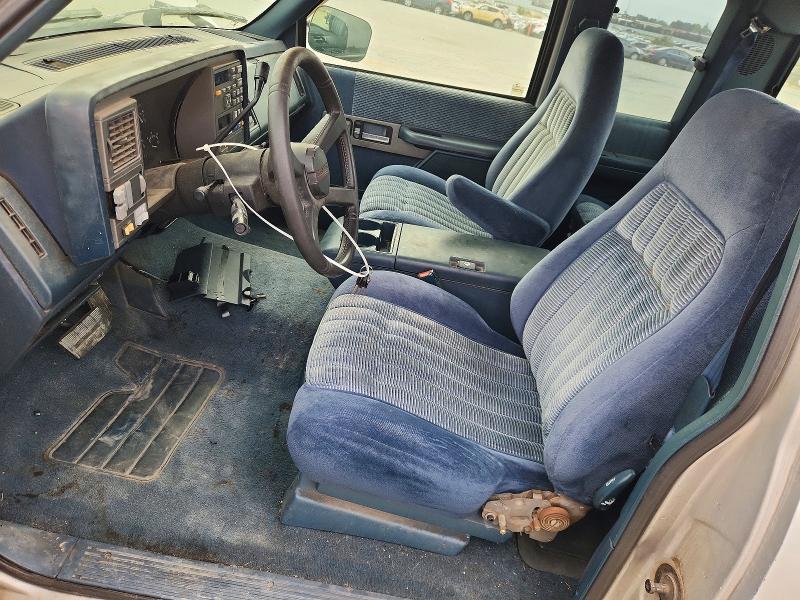 70018276 :رقم المزاد ، 2GCEC19K0R1151560 vin ، 1994 Chevrolet Gmt-400 مزاد بيع