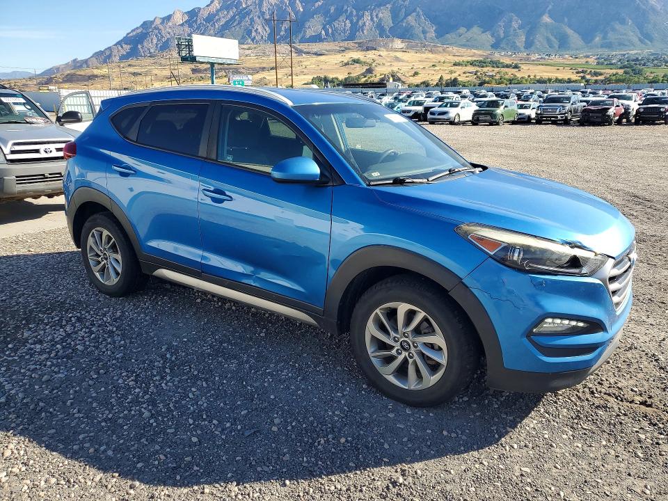 66319946 :رقم المزاد ، KM8J3CA48HU260922 vin ، 2017 Hyundai Tucson مزاد بيع