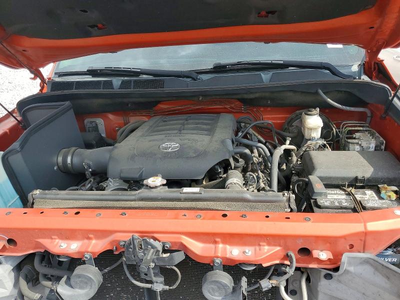 69912976 :رقم المزاد ، 5TFDY5F11JX694553 vin ، 2018 Toyota Tundra مزاد بيع