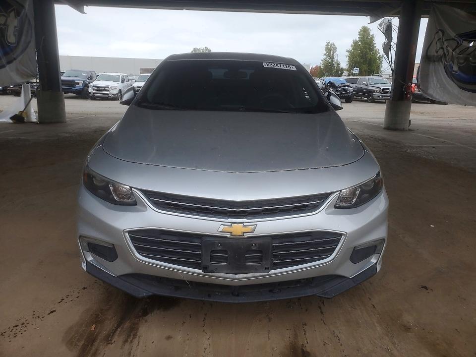 69247126 :رقم المزاد ، 1G1ZD5ST8JF135993 vin ، 2018 Chevrolet Malibu مزاد بيع