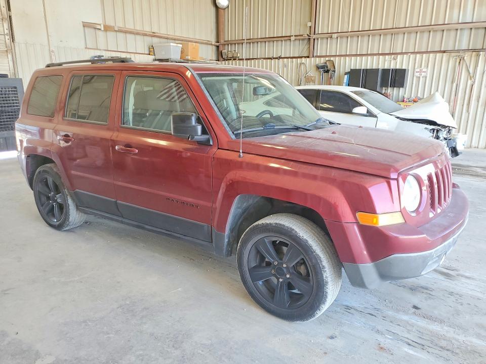 67992076 :رقم المزاد ، 1C4NJPBA2FD106842 vin ، 2015 Jeep Patriot مزاد بيع