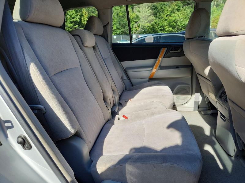 2008 Toyota Highlander მანქანა იყიდება აუქციონზე, vin: JTEEW41A282008826, აუქციონის ნომერი: 70899316