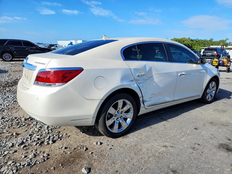 69592026 :رقم المزاد ، 1G4GC5G30DF330383 vin ، 2013 Buick Lacrosse مزاد بيع