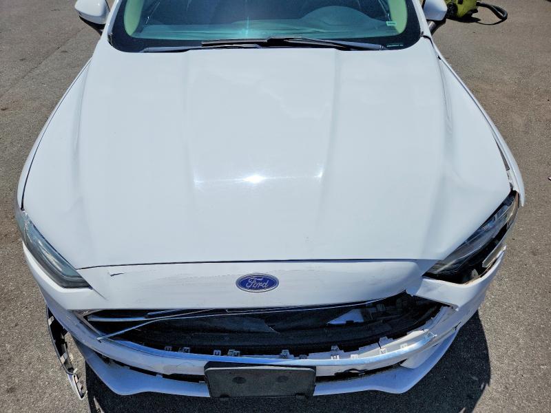 67154416 :رقم المزاد ، 3FA6P0LU3HR295827 vin ، 2017 Ford Fusion مزاد بيع