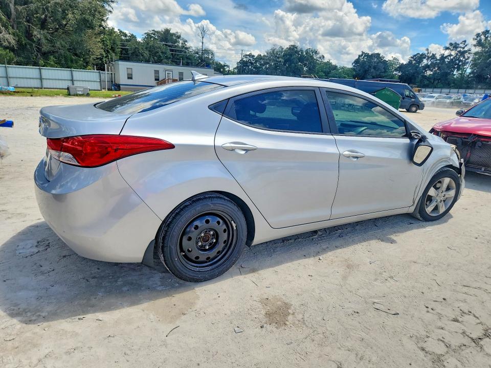 2013 Hyundai Elantra მანქანა იყიდება აუქციონზე, vin: KMHDH4AE1DU893513, აუქციონის ნომერი: 67860186