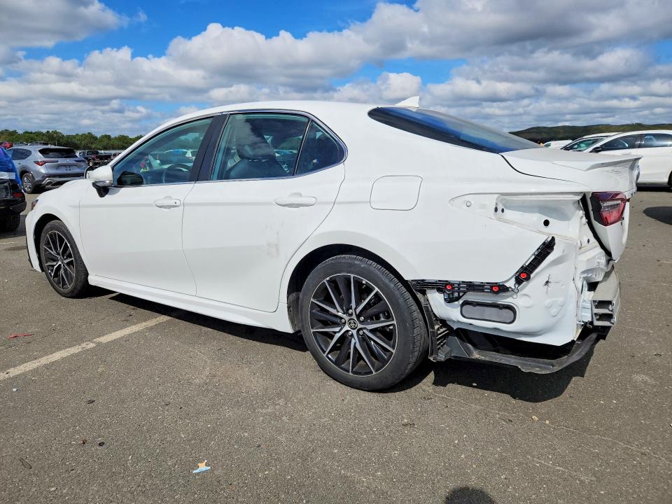 Продаж на аукціоні авто 2024 Toyota Camry, vin: 4T1G11BK3RU116567, номер лоту: 69759236