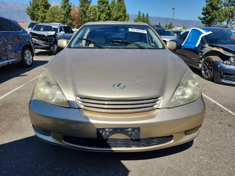 70298076 :رقم المزاد ، JTHBF30GX20057460 vin ، 2002 Lexus Es مزاد بيع