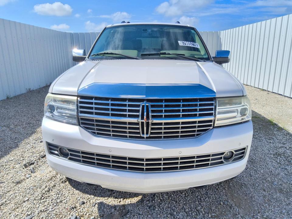 2011 Lincoln Navigator მანქანა იყიდება აუქციონზე, vin: 5LMJJ2H56BEJ04536, აუქციონის ნომერი: 67905276