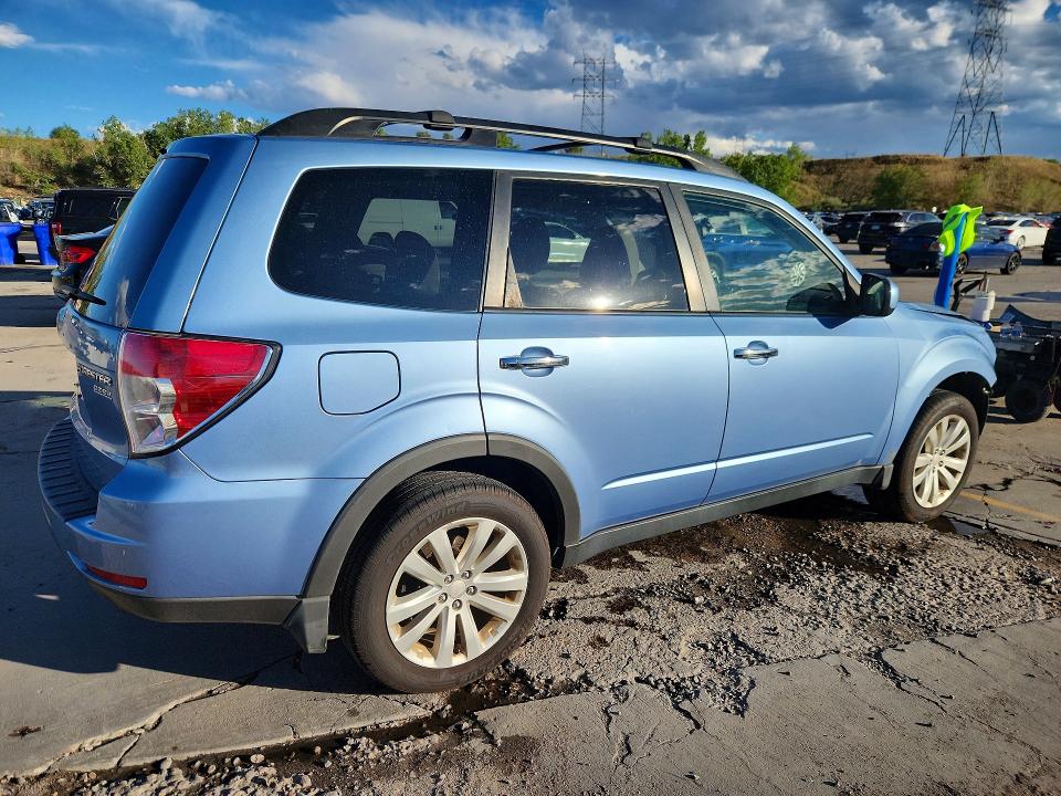 67542376 :رقم المزاد ، JF2SHADC4BH704137 vin ، 2011 Subaru Forester مزاد بيع