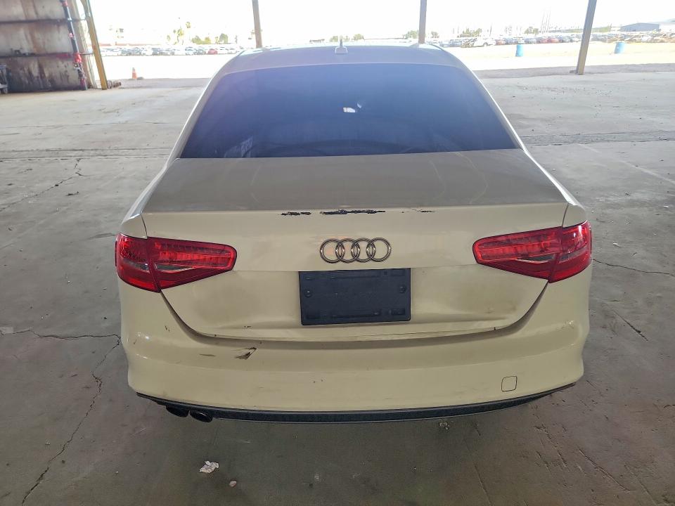 69584236 :رقم المزاد ، WAUBFAFL6FN020664 vin ، 2015 Audi A4 مزاد بيع