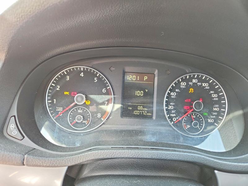 70541346 :رقم المزاد ، 1VWAT7A31FC034739 vin ، 2015 Volkswagen Passat مزاد بيع