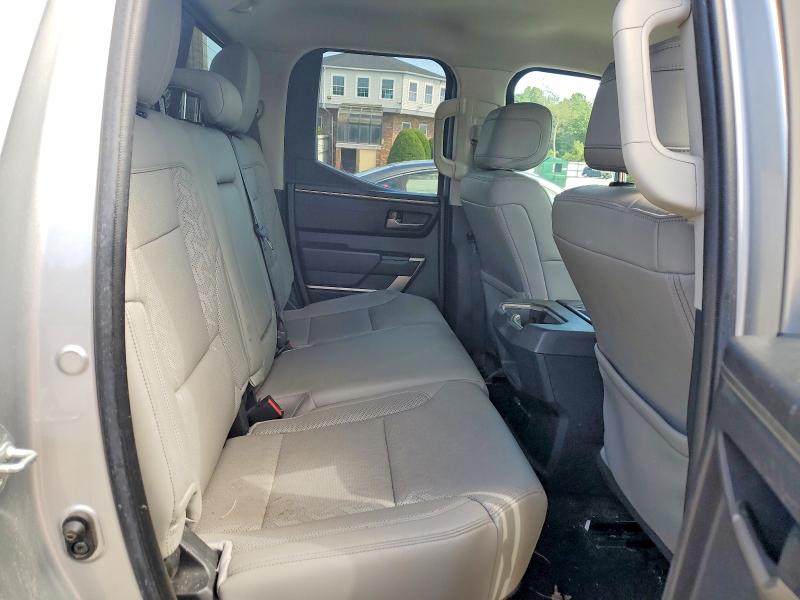 Продаж на аукціоні авто 2022 Toyota Tundra, vin: 5TFLA5GD1NX001799, номер лоту: 68048116