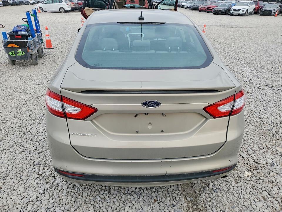 71179346 :رقم المزاد ، 3FA6P0G74GR164344 vin ، 2016 Ford Fusion مزاد بيع