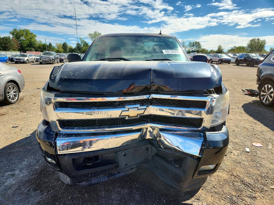 Продаж на аукціоні авто 2007 Chevrolet Silverado, vin: 1GCEK14J77Z633478, номер лоту: 69135376
