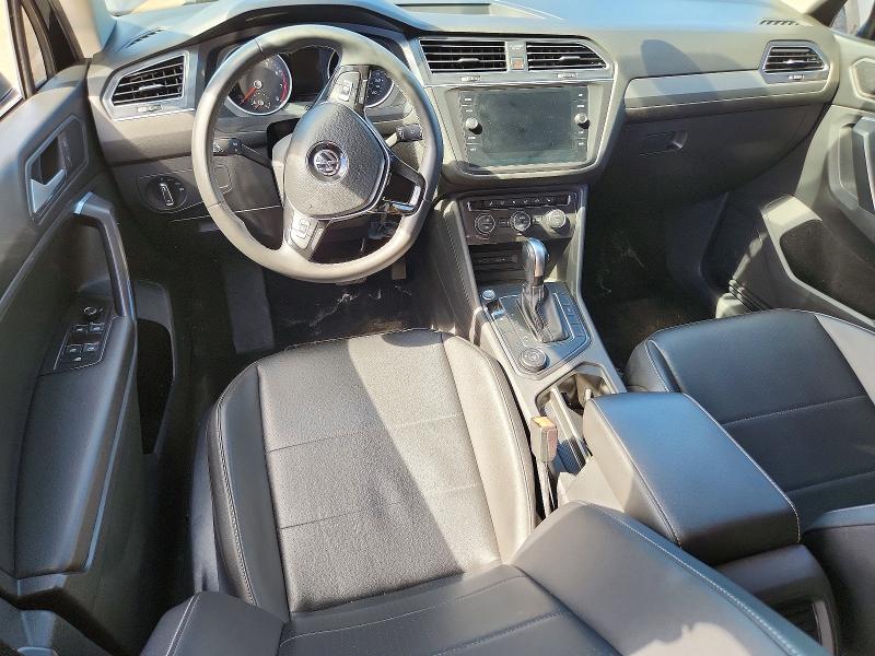 70531306 :رقم المزاد ، 3VV2B7AX2MM096984 vin ، 2021 Volkswagen Tiguan مزاد بيع