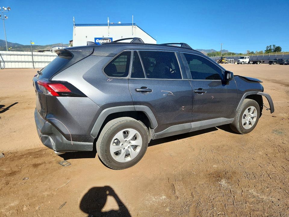 Продажа на аукционе авто 2021 Toyota Rav4, vin: 2T3F1RFV0MC160106, номер лота: 67844396