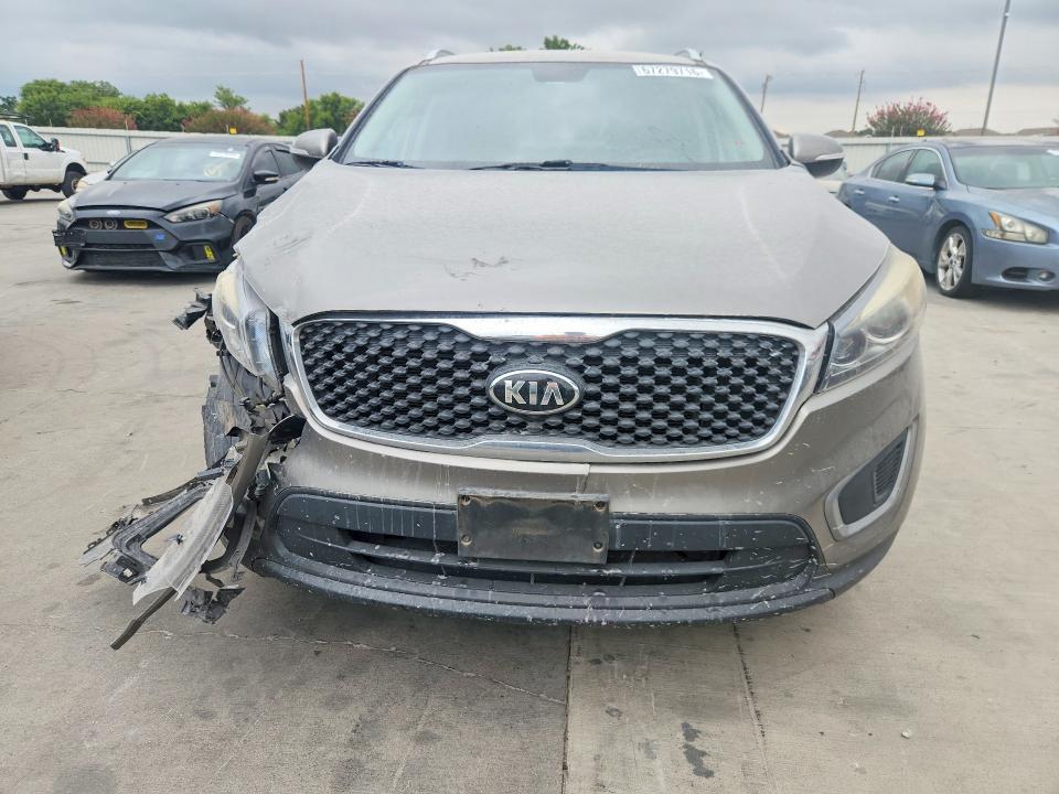 67279716 :رقم المزاد ، 5XYPG4A35HG297654 vin ، 2017 Kia Sorento مزاد بيع