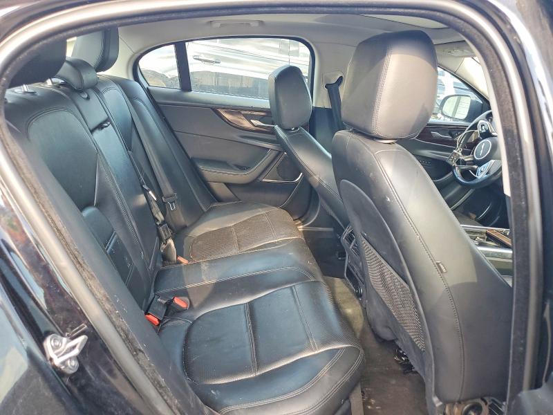 68132726 :رقم المزاد ، SAJAJ4FX4LCP63558 vin ، 2020 Jaguar Xe مزاد بيع