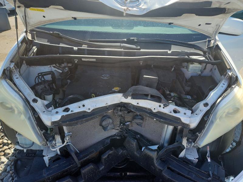 69599786 :رقم المزاد ، 5TDKK3DC1FS682479 vin ، 2015 Toyota Sienna مزاد بيع