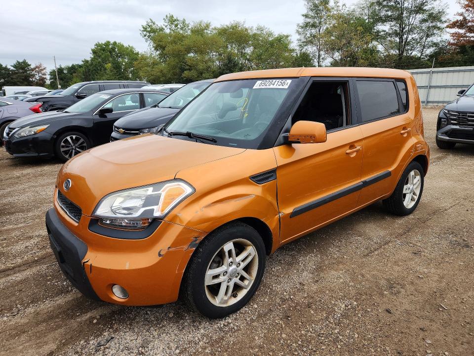69284156 :رقم المزاد ، KNDJT2A22B7215994 vin ، 2011 Kia Soul مزاد بيع