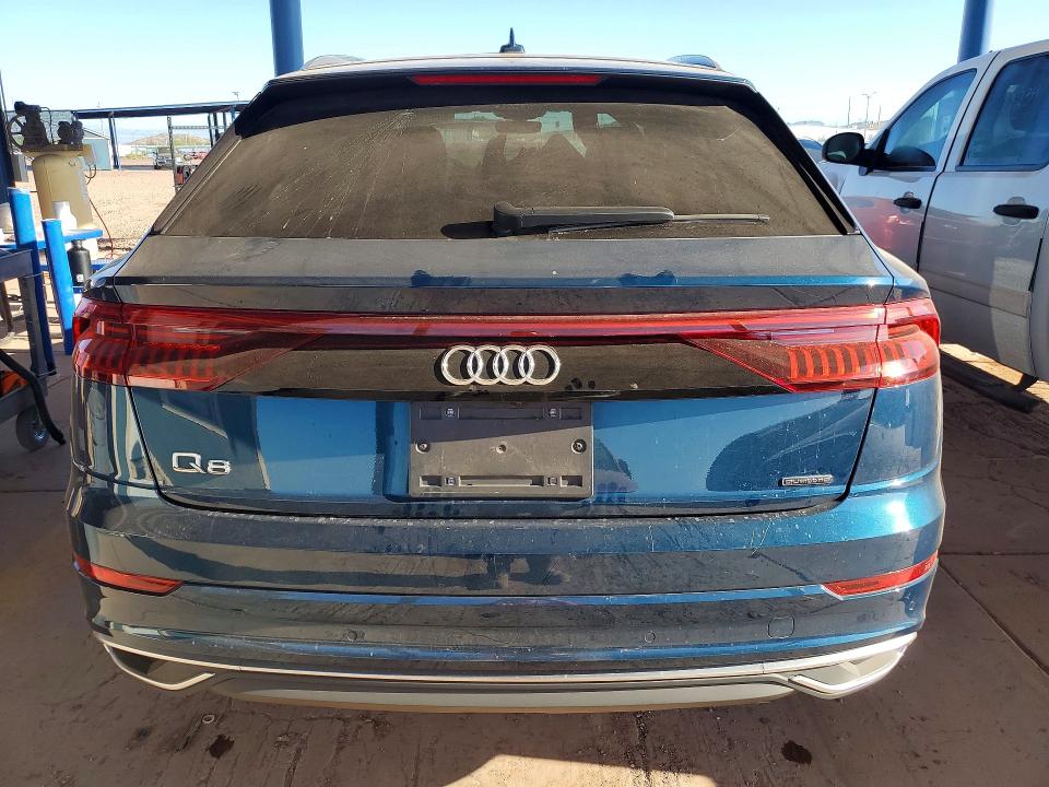 68811806 :رقم المزاد ، WA1CVAF19MD036184 vin ، 2021 Audi Q8 مزاد بيع
