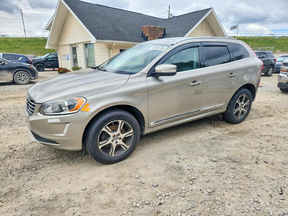 70995166 :رقم المزاد ، YV4902RC0F2580036 vin ، 2015 Volvo Xc60 مزاد بيع