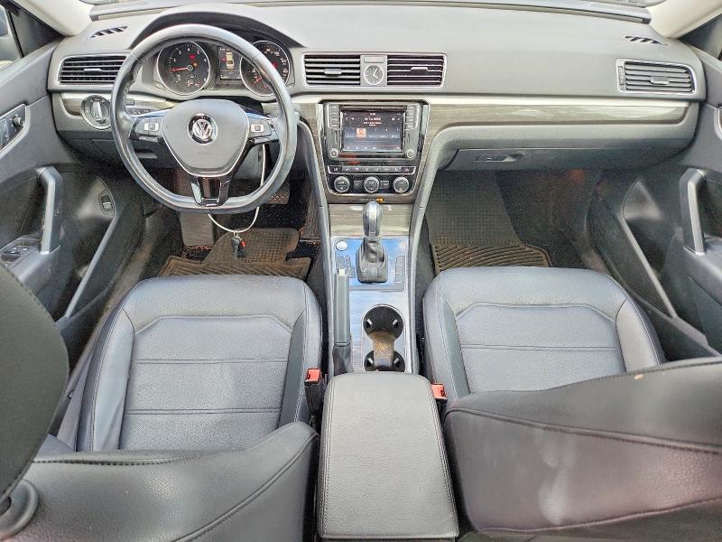 67863826 :رقم المزاد ، 1VWGT7A36HC053672 vin ، 2017 Volkswagen Passat مزاد بيع