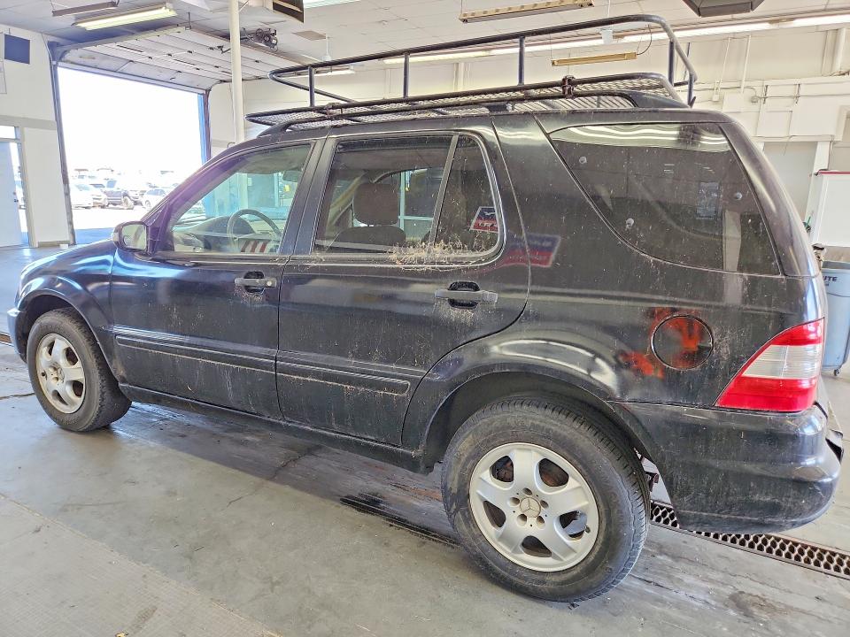 66806086 :رقم المزاد ، 4JGAB57E43A408234 vin ، 2003 Mercedes-benz M-class مزاد بيع