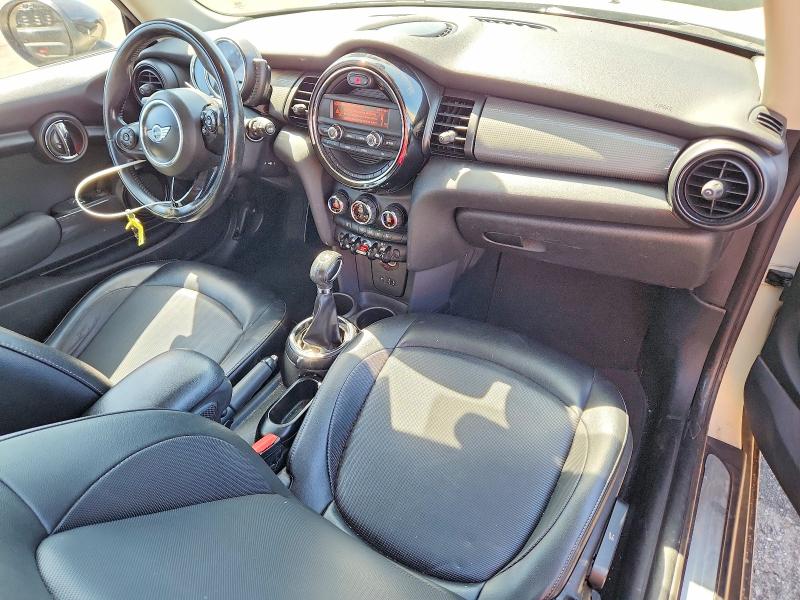 68974516 :رقم المزاد ، WMWXP5C52G2D14777 vin ، 2016 Mini Cooper مزاد بيع