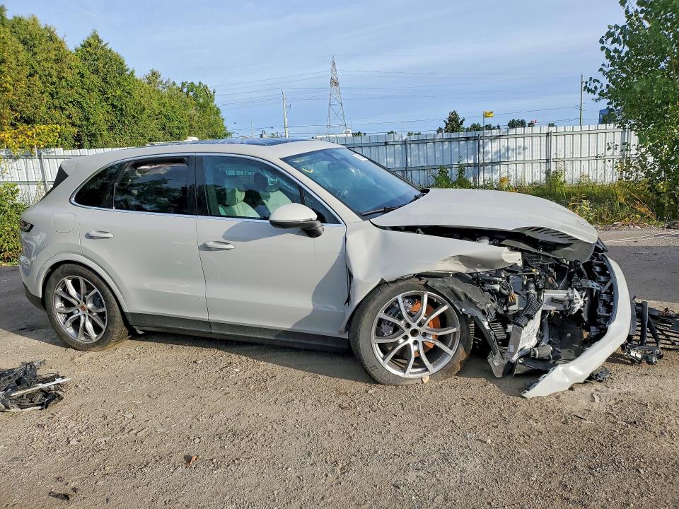 69670926 :رقم المزاد ، WP1AA2AY5TDA04378 vin ، 2026 Porsche Cayenne مزاد بيع