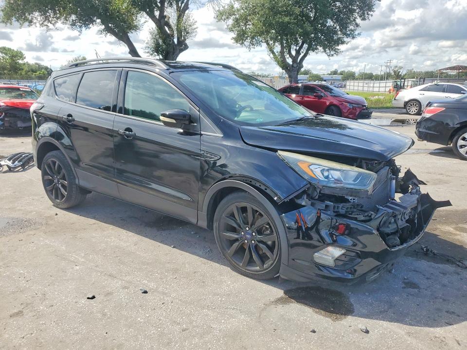 Продажа на аукционе авто 2017 Ford Escape, vin: 1FMCU0J90HUE86128, номер лота: 67908486