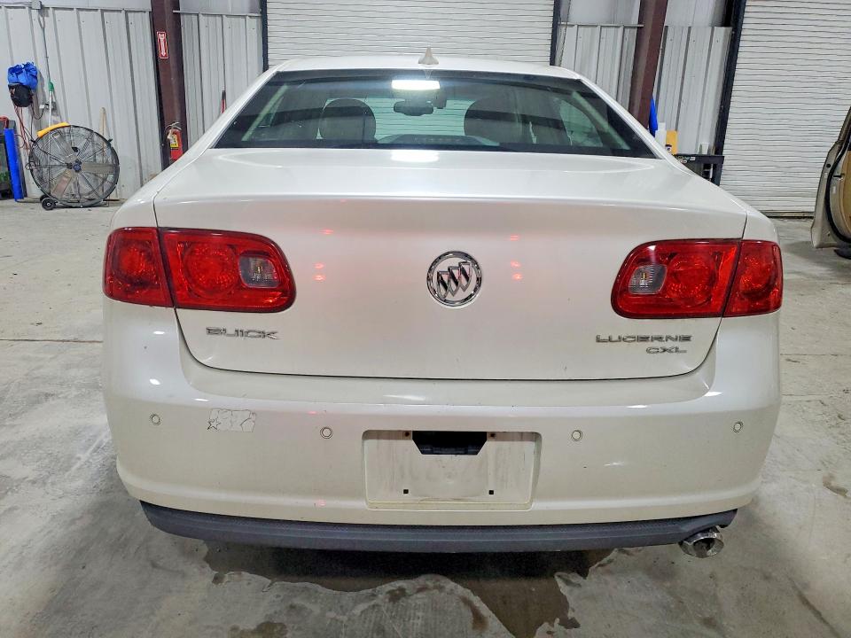 Продажа на аукционе авто 2010 Buick Lucerne, vin: 1G4HE5E18AU115437, номер лота: 69732836