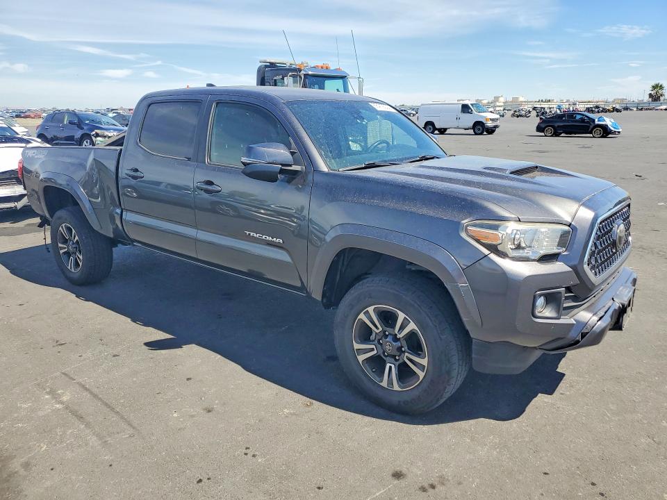 68412006 :رقم المزاد ، 3TMDZ5BN4JM047852 vin ، 2018 Toyota Tacoma مزاد بيع