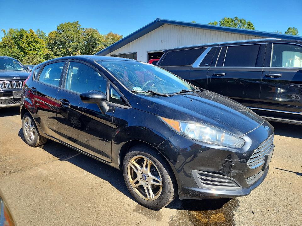 70500246 :رقم المزاد ، 3FADP4EJXKM157157 vin ، 2019 Ford Fiesta مزاد بيع