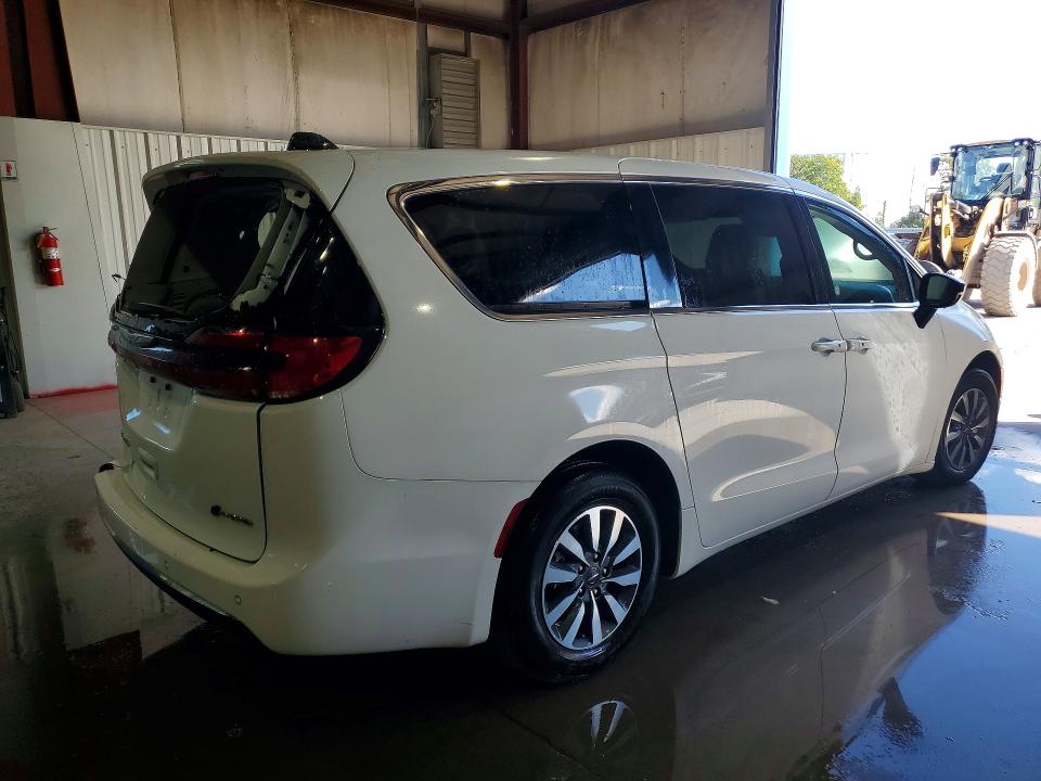 Aukcja sprzedaży 2024 Chrysler Pacifica, vin: 2C4RC1S75RR147139, numer aukcji: 69797296