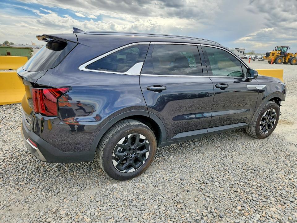 69045176 :رقم المزاد ، 5XYRLDJC7SG387318 vin ، 2025 Kia Sorento مزاد بيع