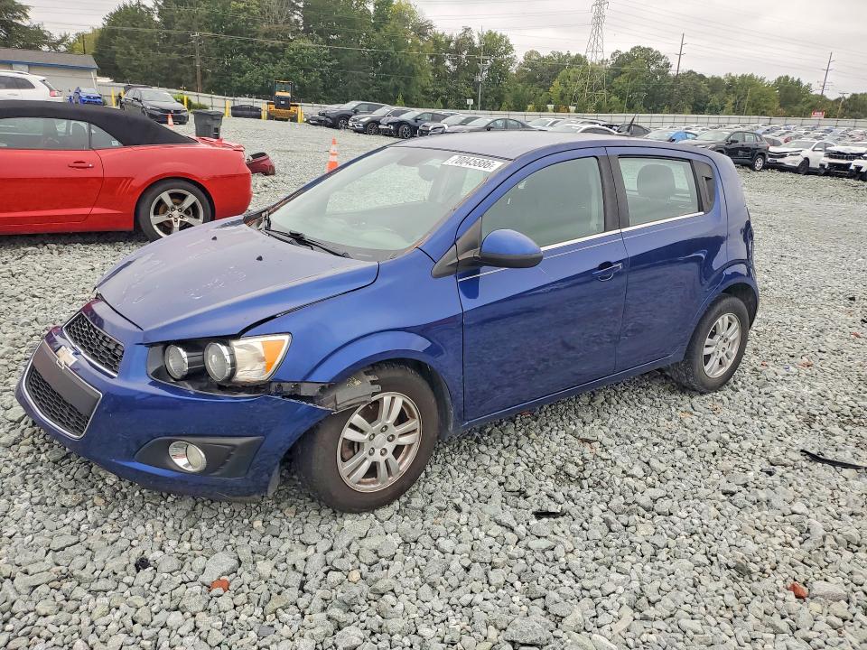 70045886 :رقم المزاد ، 1G1JC6SB7D4140597 vin ، 2013 Chevrolet Sonic مزاد بيع