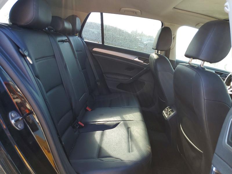 Продажа на аукционе авто 2015 Volkswagen Golf, vin: 3VW2A7AU4FM018245, номер лота: 68664826