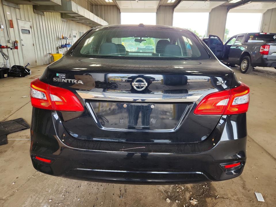 68137836 :رقم المزاد ، 3N1AB7AP4JL648970 vin ، 2018 Nissan Sentra مزاد بيع