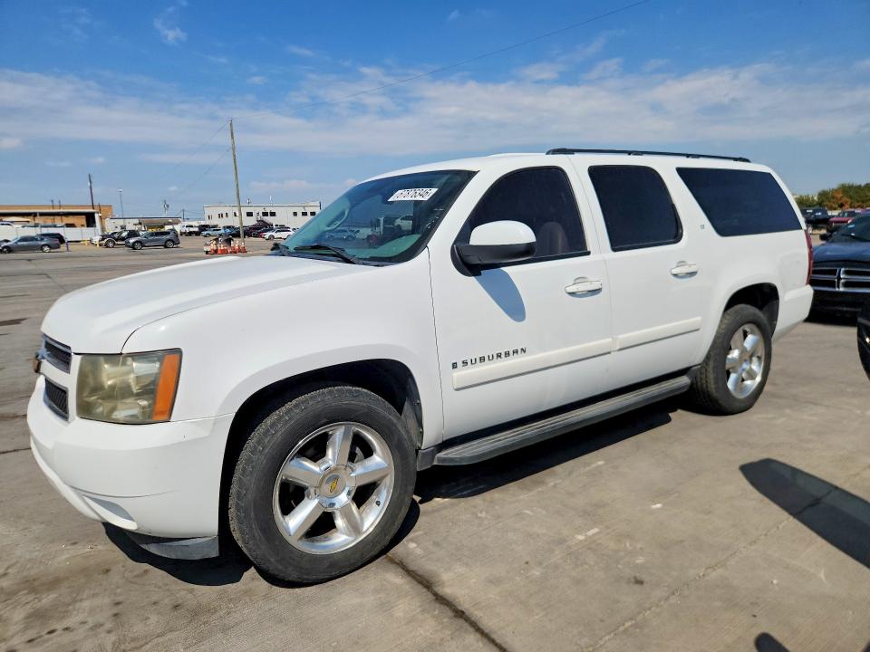 Auction sale of the 2008 Chevrolet Suburban, vin: 1GNFC16048R137195, lot number: 67876346