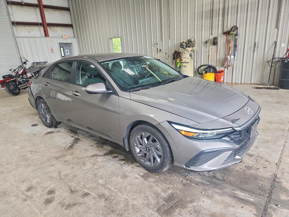 2024 Hyundai Elantra მანქანა იყიდება აუქციონზე, vin: KMHLM4DG7RU809836, აუქციონის ნომერი: 67771626