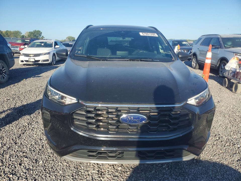 Продажа на аукционе авто 2023 Ford Escape, vin: 1FMCU9MN7PUA63042, номер лота: 67801266