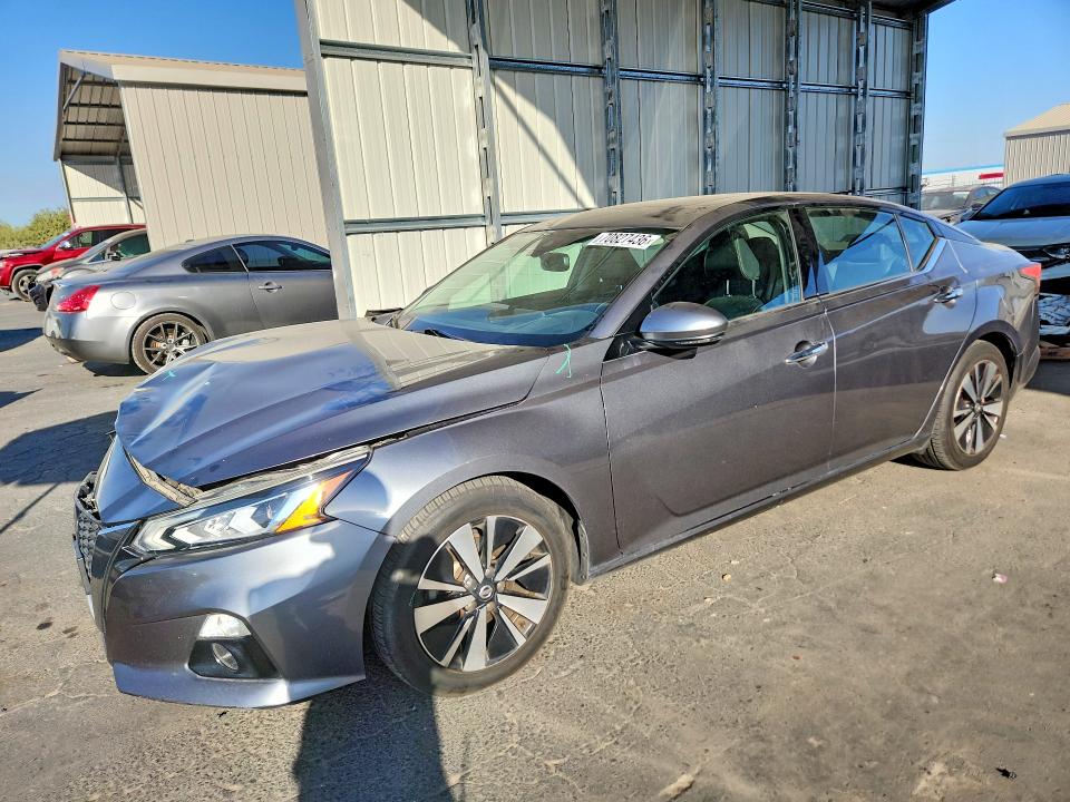 Продажа на аукционе авто 2019 Nissan Altima, vin: 1N4BL4EV8KC220215, номер лота: 70827436