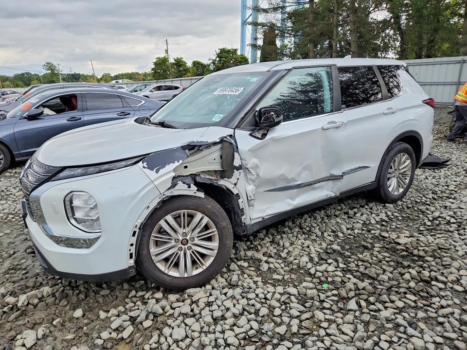 Продажа на аукционе авто 2022 Mitsubishi Outlander, vin: JA4J4TA83NZ048345, номер лота: 69970456