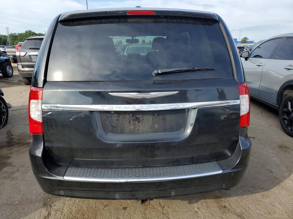 68150706 :رقم المزاد ، 2C4RC1CG5FR655640 vin ، 2015 Chrysler Town & Country مزاد بيع