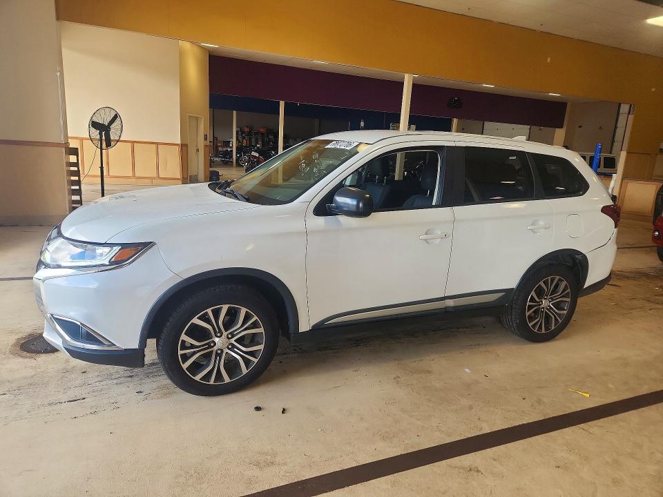 Продажа на аукционе авто 2017 Mitsubishi Outlander, vin: JA4AZ2A32HZ064301, номер лота: 68973706
