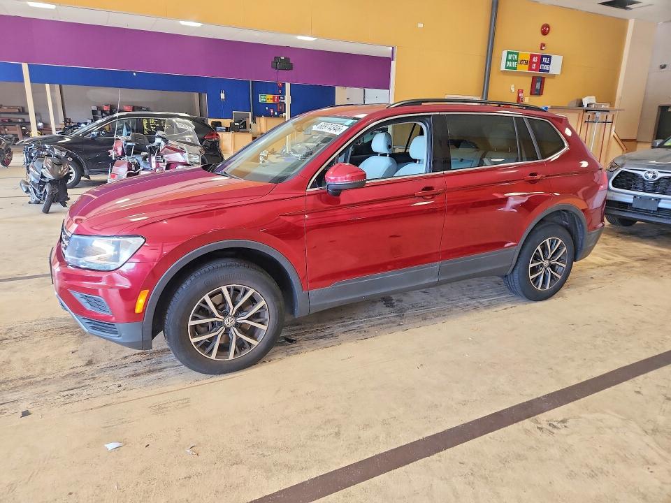 Auction sale of the 2019 Volkswagen Tiguan, vin: 3VV2B7AX1KM122844, lot number: 68974346