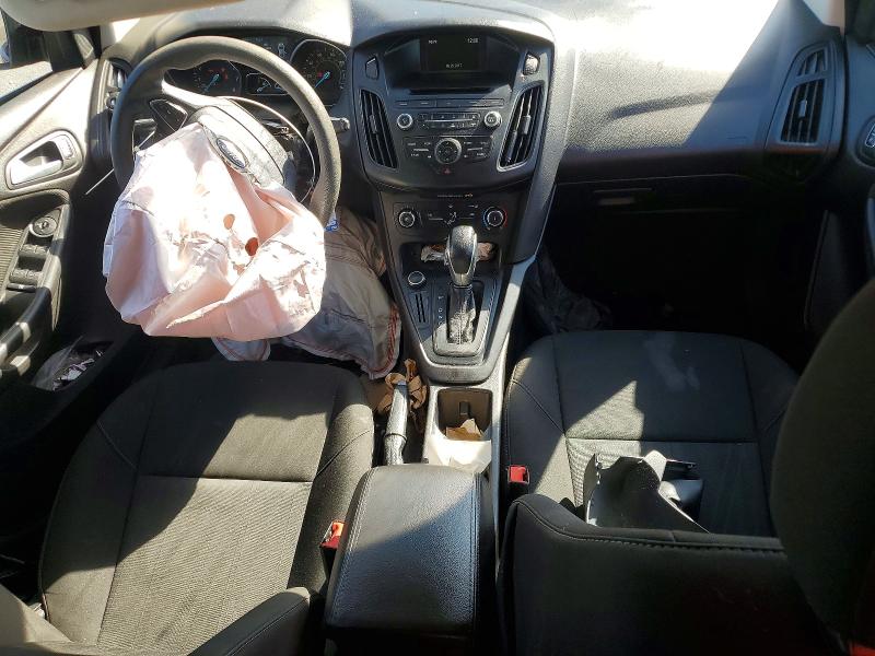 67981646 :رقم المزاد ، 1FADP3K22HL297687 vin ، 2017 Ford Focus مزاد بيع